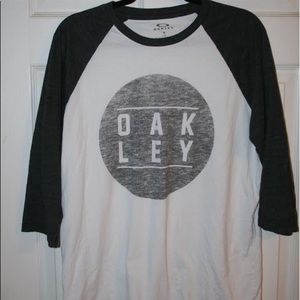 Oakley Quarter Sleeve Tee